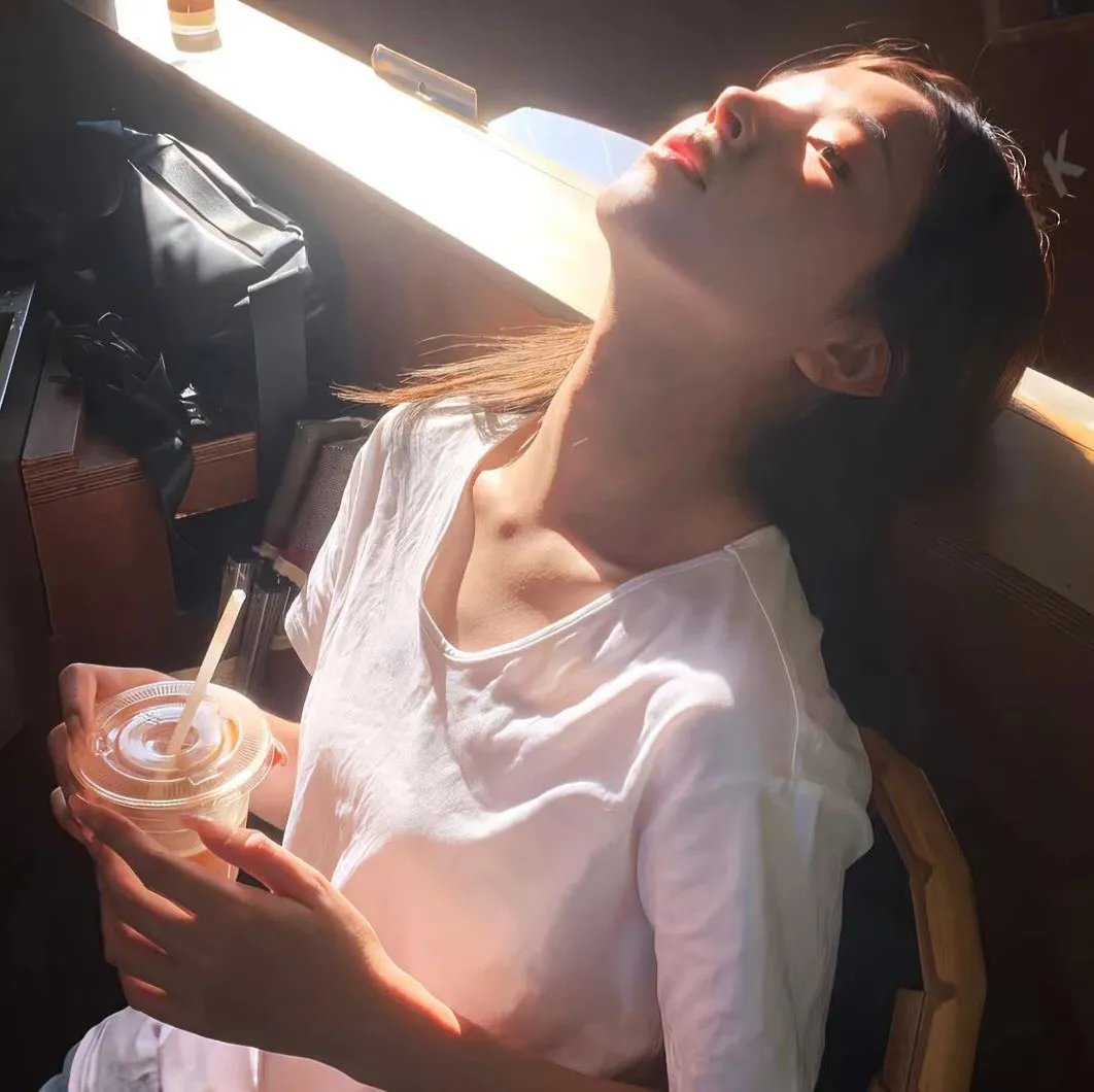 滑稽人物 在线观看