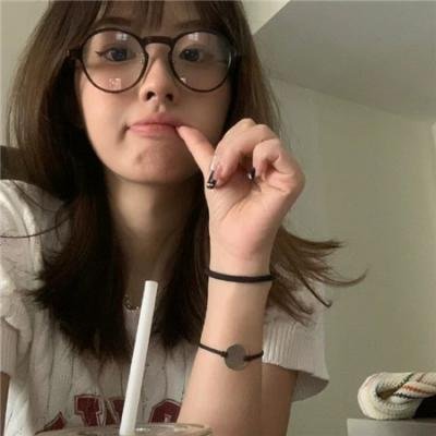 黄阿丽：小眼镜蛇 在线观看